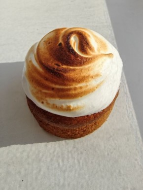 Творожные маффины с обжаренной шапочкой: кулинарное чудо на вашем столе