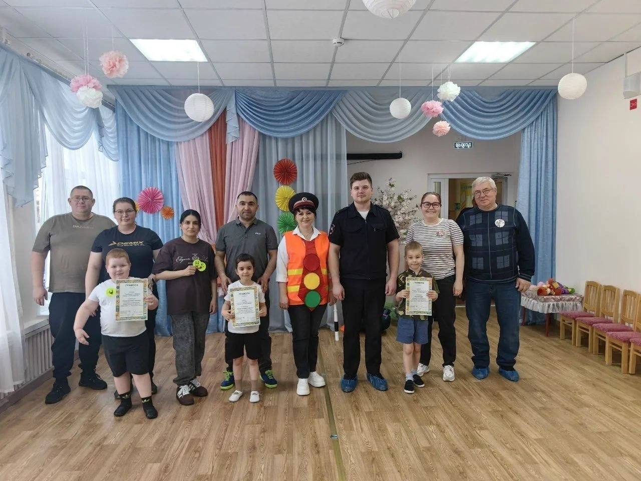 В Кирове прошел конкурс «Формула семейной безопасности» В Кирове прошел конкурс «Формула семейной безопасности»