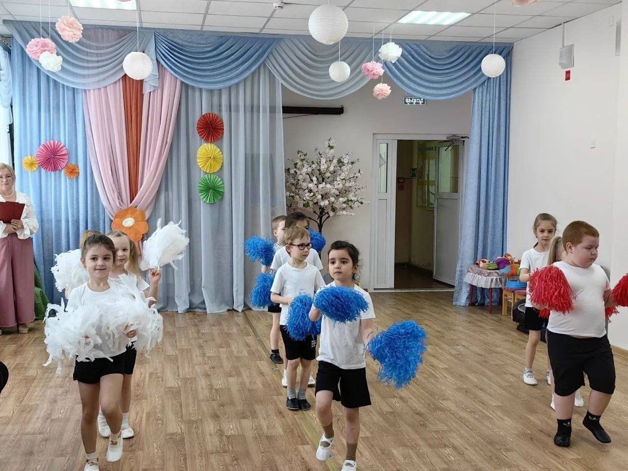 В Кирове прошел конкурс «Формула семейной безопасности» В Кирове прошел конкурс «Формула семейной безопасности»