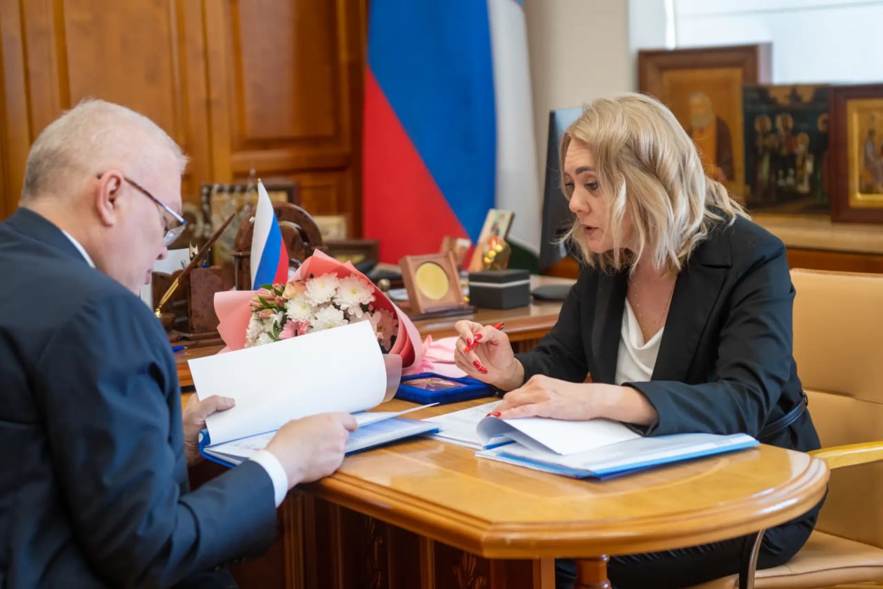 Губернатор Александр Соколов провел рабочую встречу с главой Яранского района Аленой Трушковой