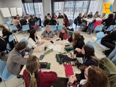 ������ �������-��������������� ������ �� ��������� ������� ������� ����� �� ������ ������� � ������