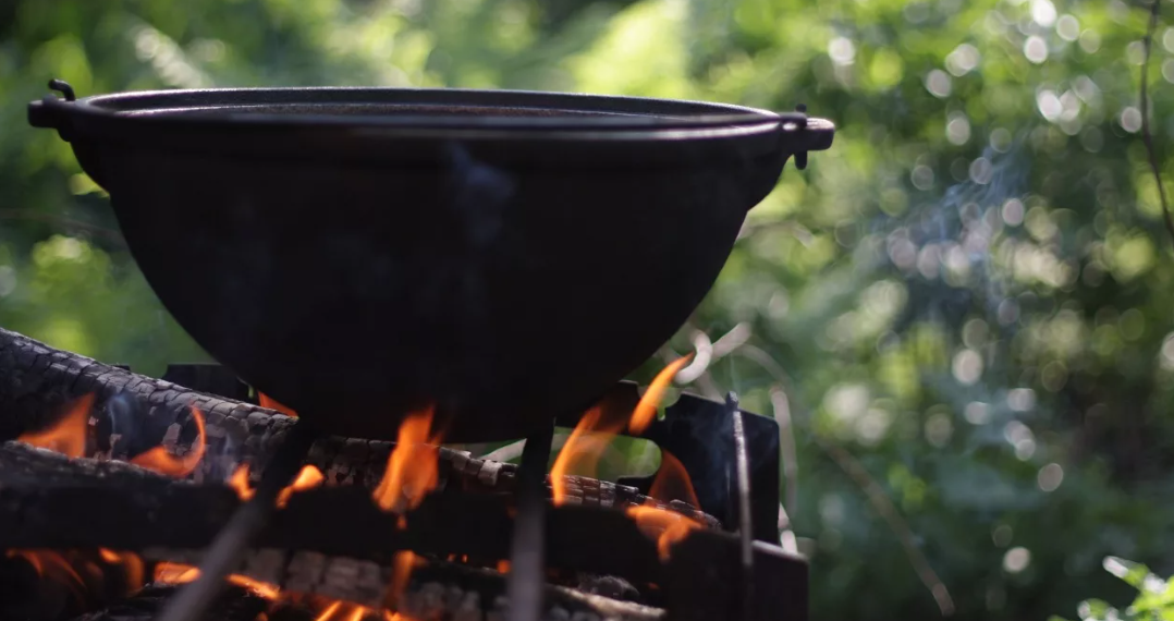 Как выбрать идеальный казан для походов