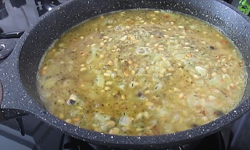 Изысканная фаршированная курица: поверните ужин в восточную сторону