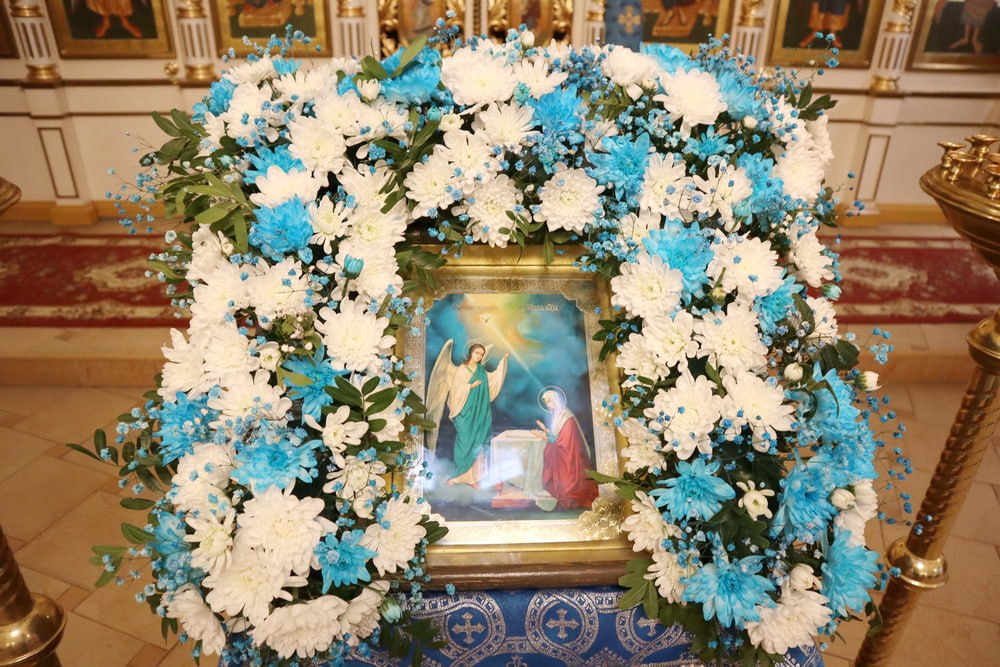 7 апреля православные верующие отмечают большой праздник - Благовещение Пресвятой Богородицы
