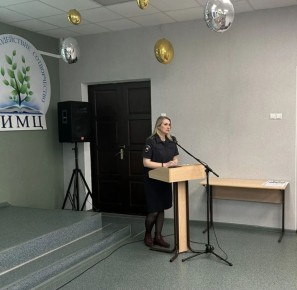 Сотрудники Госавтоинспекции г.Кирова приняли участие в рабочем совещании педагогов города по вопросам профилактики детского травматизма и организации перевозок детей в летний период