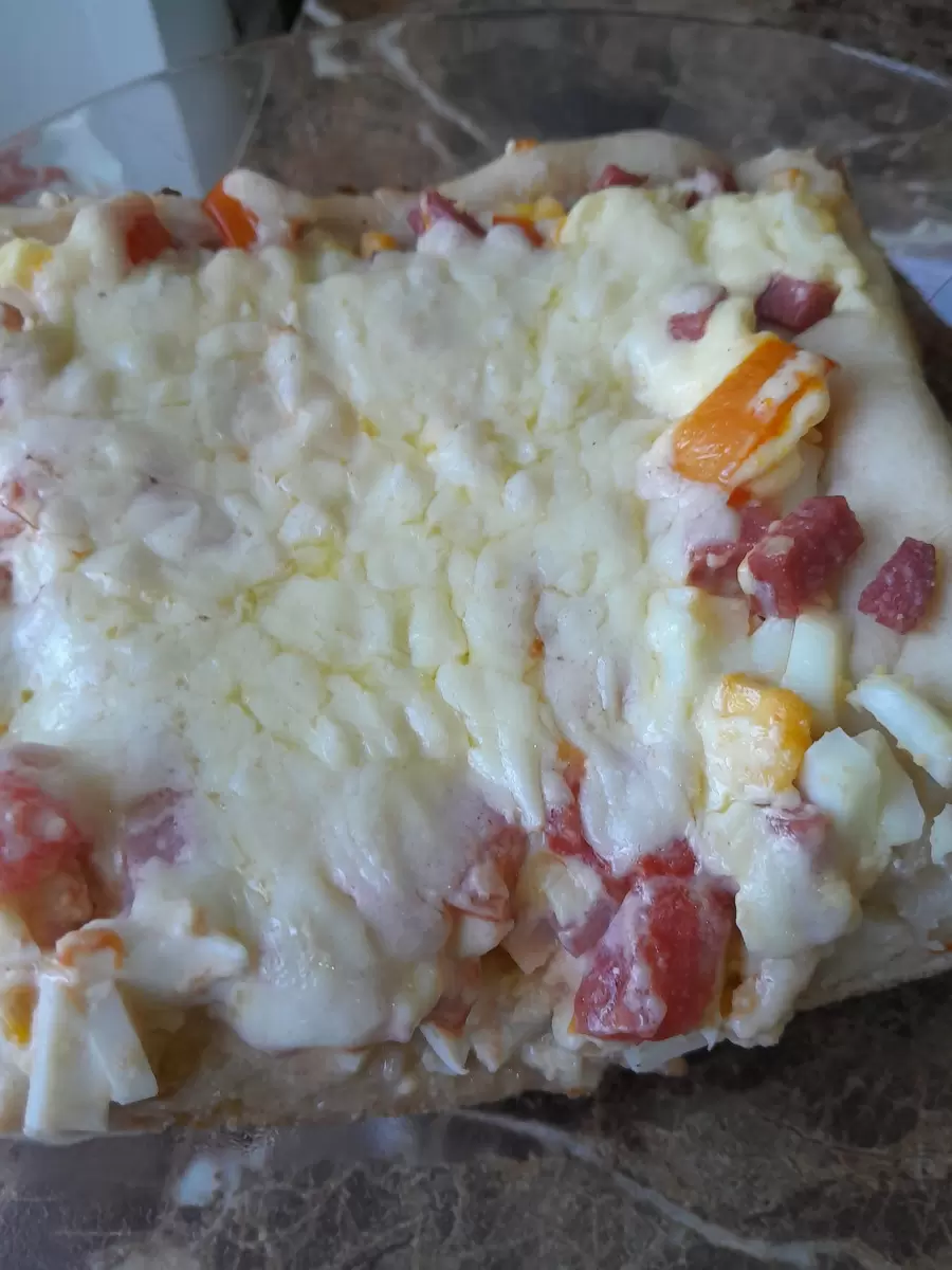 Секрет домашней пиццы: нежное тесто и разнообразные начинки