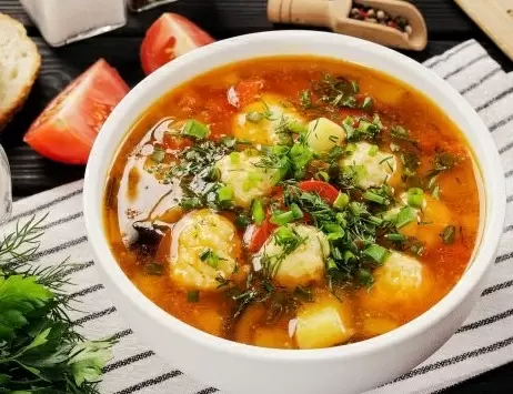Сытный суп с клёцками без мяса