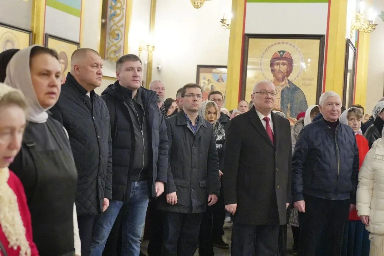 Александр Соколов: Поздравляю всех православных верующих со светлым праздником Христова Воскресения! Александр Соколов: Поздравляю всех православных верующих со светлым праздником Христова Воскресения!