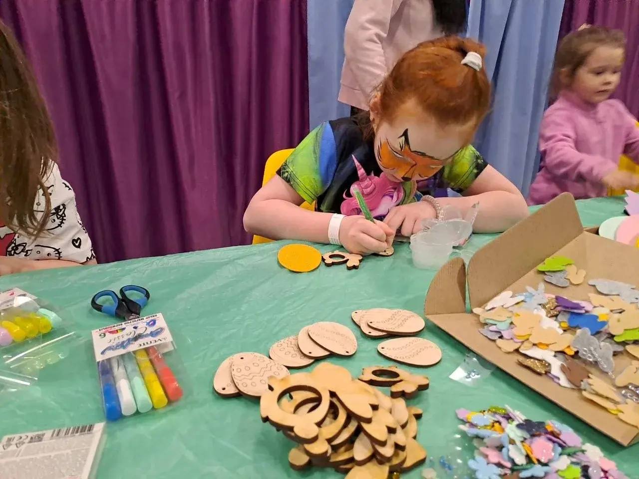 Комитет семей воинов Отечества провёл детский праздник в семейном парке «Замания» 11 апреля для ребят, чьи отцы защищают Родину в зоне СВО Комитет семей воинов Отечества провёл детский праздник в семейном парке «Замания» 11 апреля для ребят, чьи отцы защищают Родину в зоне СВО