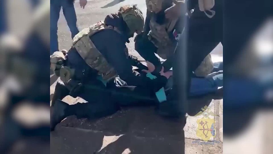 В Кирове задержали двух мужчин, подозреваемых в поджоге автомобиля