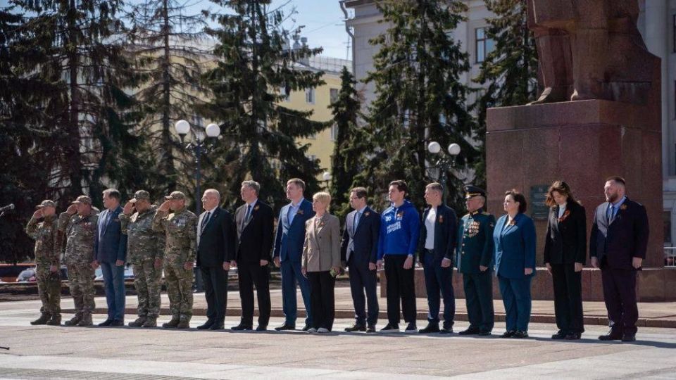 Сегодня в Кирове состоялся 5-й, юбилейный юнармейский парад, посвященный Дню Победы Сегодня в Кирове состоялся 5-й, юбилейный юнармейский парад, посвященный Дню Победы