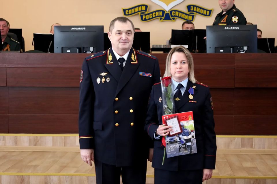 В канун 81-й годовщины Победы в Великой Отечественной войне в Управлении МВД России по Кировской области состоялось торжественное мероприятие В канун 81-й годовщины Победы в Великой Отечественной войне в Управлении МВД России по Кировской области состоялось торжественное мероприятие