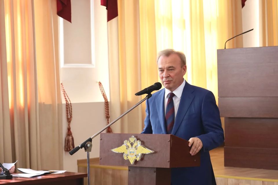 В канун 81-й годовщины Победы в Великой Отечественной войне в Управлении МВД России по Кировской области состоялось торжественное мероприятие В канун 81-й годовщины Победы в Великой Отечественной войне в Управлении МВД России по Кировской области состоялось торжественное мероприятие