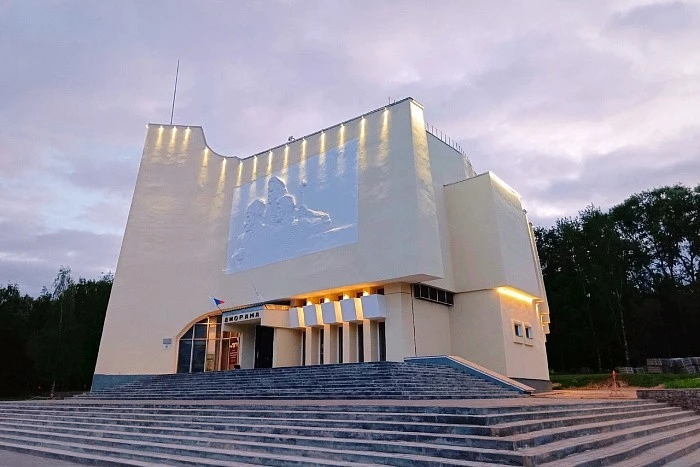Суд обязал подрядчика за месяц доделать гарантийный ремонт «Диорамы»