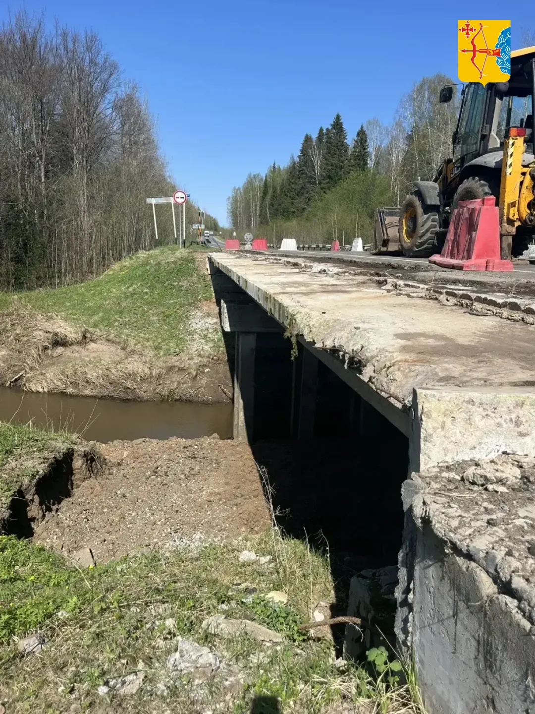 В Санчурском районе Кировской области начался ремонт моста через реку Мамокшу на дороге Яранск — Санчурск — граница Республики Марий Эл. Его общая протяженность составляет почти 30 метров В Санчурском районе Кировской области начался ремонт моста через реку Мамокшу на дороге Яранск — Санчурск — граница Республики Марий Эл. Его общая протяженность составляет почти 30 метров