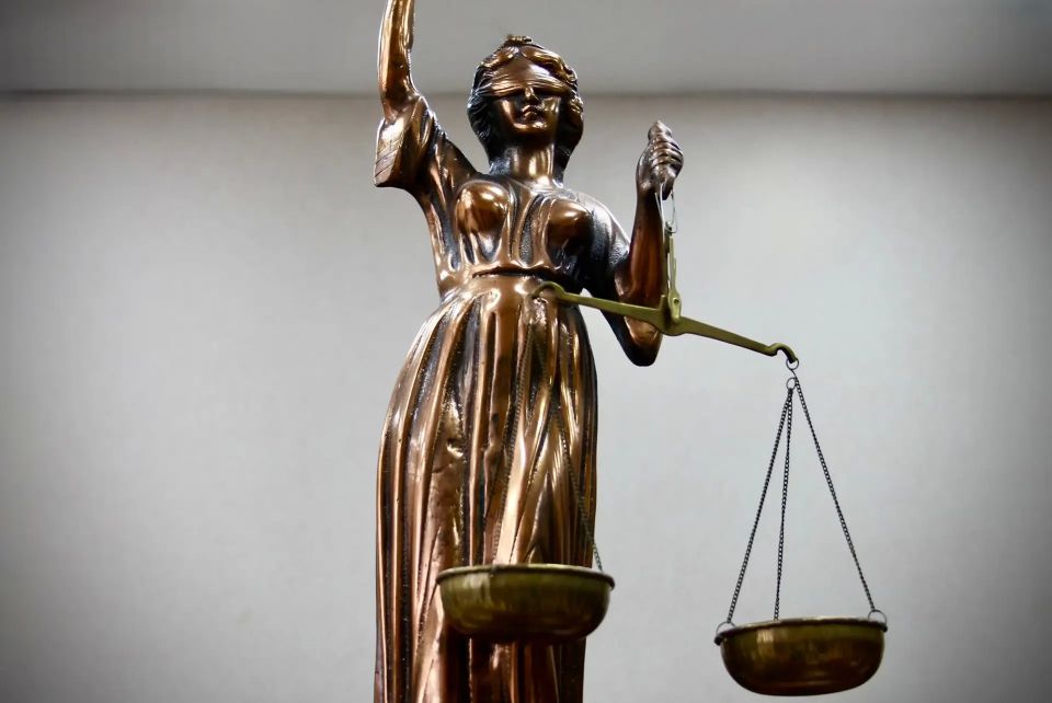 В Унинском районе женщина признана виновной в истязании малолетнего сына