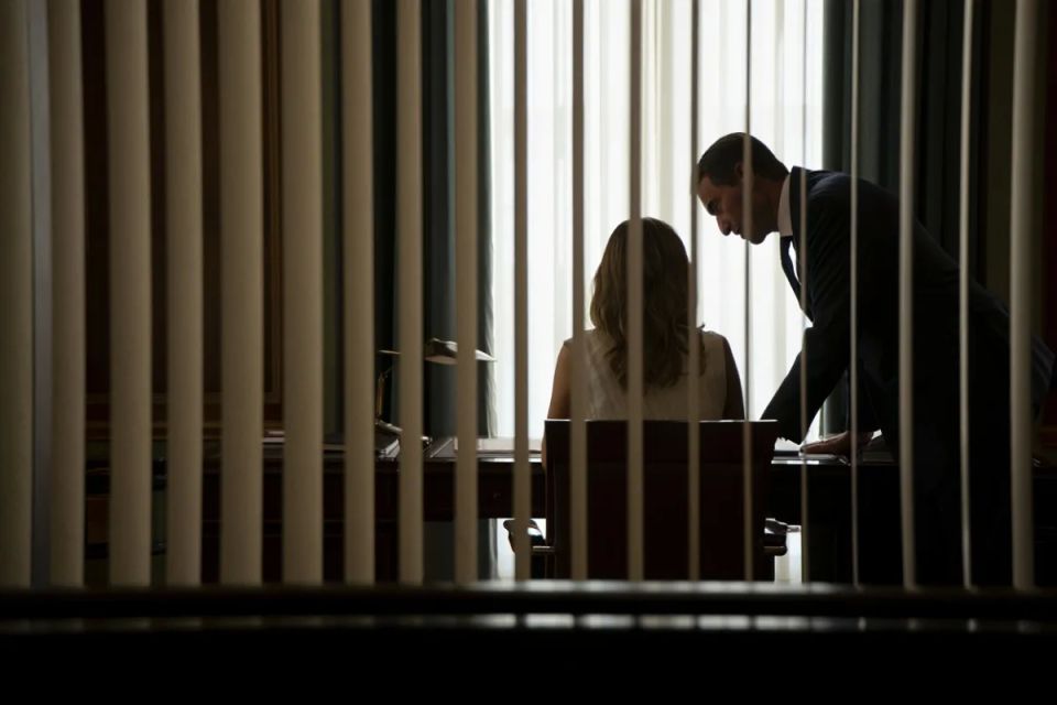 Согласно исследованию сервиса «SuperJob», 5% опрошенных россиян сталкивались с домогательствами со стороны руководства, 8% — со стороны коллег