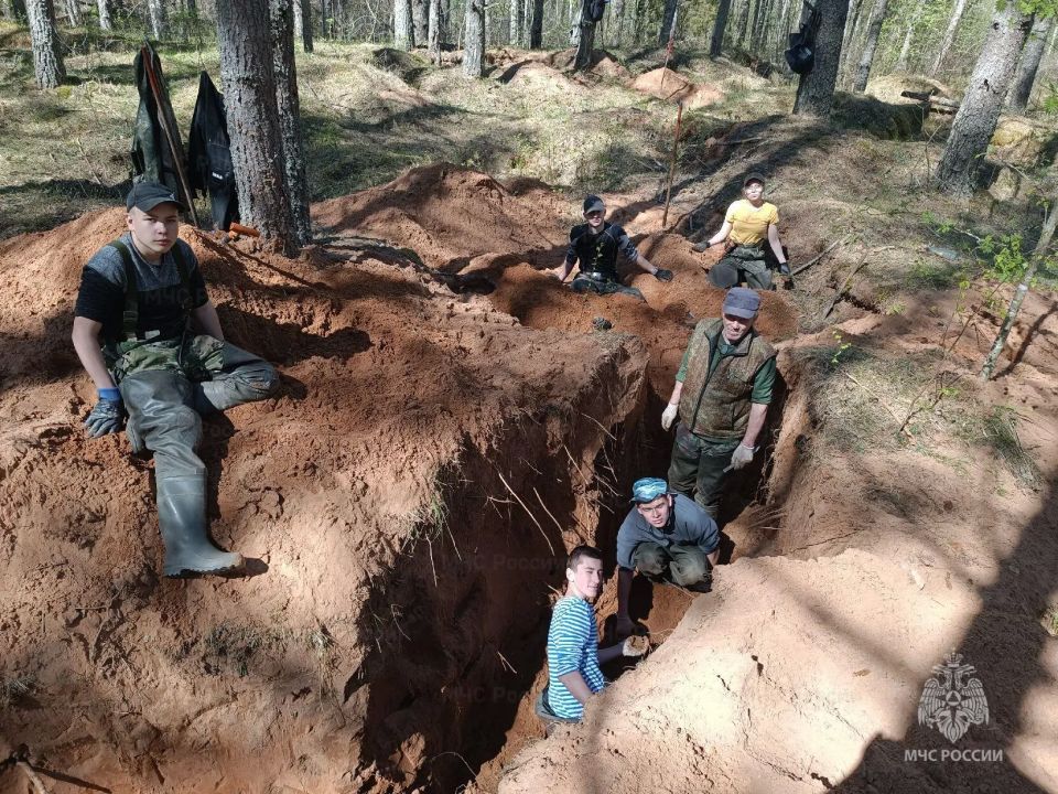 Вахта Памяти: Поисковики из Юрьянского района отыскали бойца-земляка Вахта Памяти: Поисковики из Юрьянского района отыскали бойца-земляка