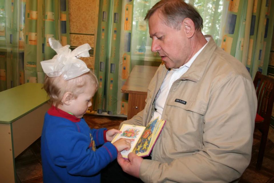 Бывшему руководителю системы образования Кировской области Анатолию Чурину исполнилось 75 лет