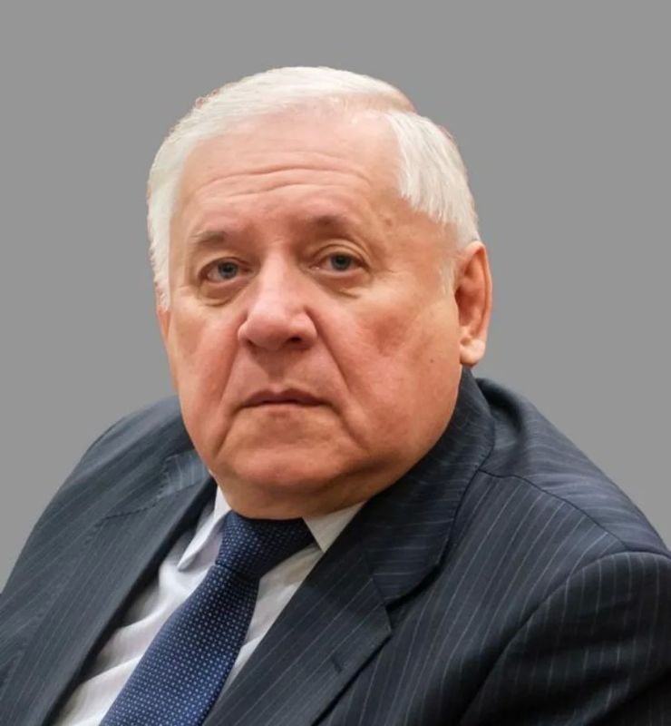 Анатолию Чурину, бывшему руководителю департамента образования Кировской области, исполняется 75 лет