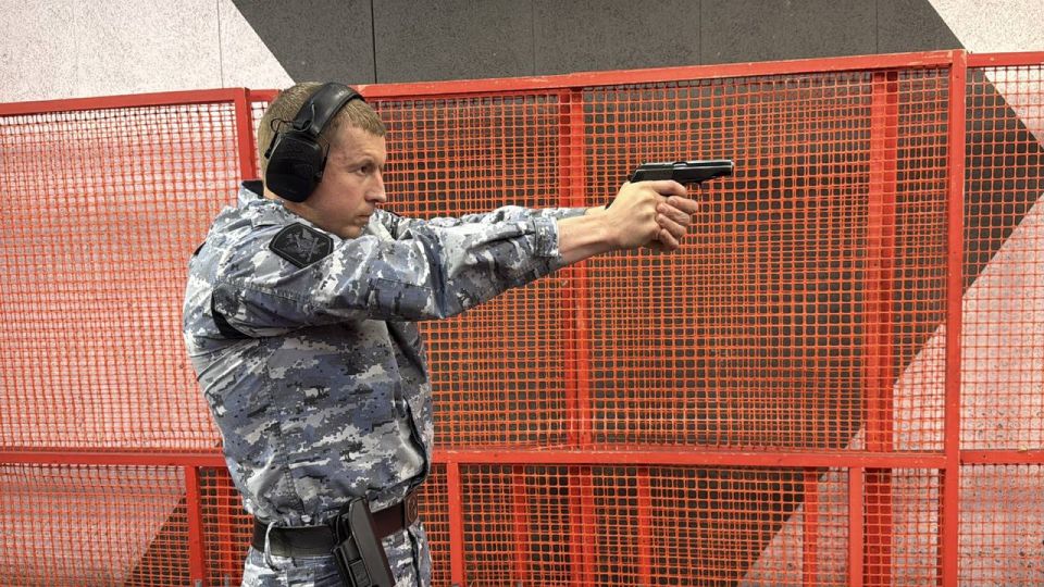 В Кирове состоялся Чемпионат ФССП России по служебному двоеборью В Кирове состоялся Чемпионат ФССП России по служебному двоеборью