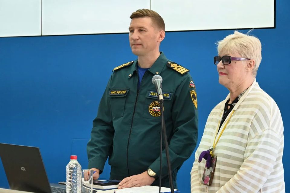 #защитаПравДетей. В преддверии летней оздоровительной кампании в Кировской области, в рамках работы по правовому просвещению и правовому информированию, прокурор Октябрьского района г. Кирова Евгений Окулов принял участие в... #защитаПравДетей. В преддверии летней оздоровительной кампании в Кировской области, в рамках работы по правовому просвещению и правовому информированию, прокурор Октябрьского района г. Кирова Евгений Окулов принял участие в...