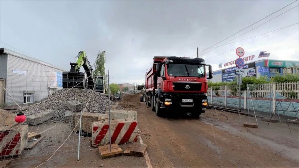 На Романа Ердякова произошёл провал дорожного полотна