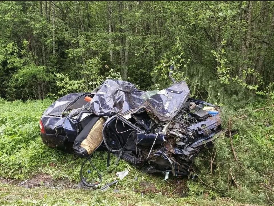 В Юрьянском районе в ДТП погибли 3 пассажира «Лады Приоры»