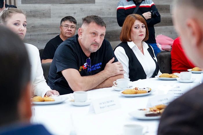 Анастасия Борцова: всем сердцем — с нашими бойцами! Анастасия Борцова: всем сердцем — с нашими бойцами!