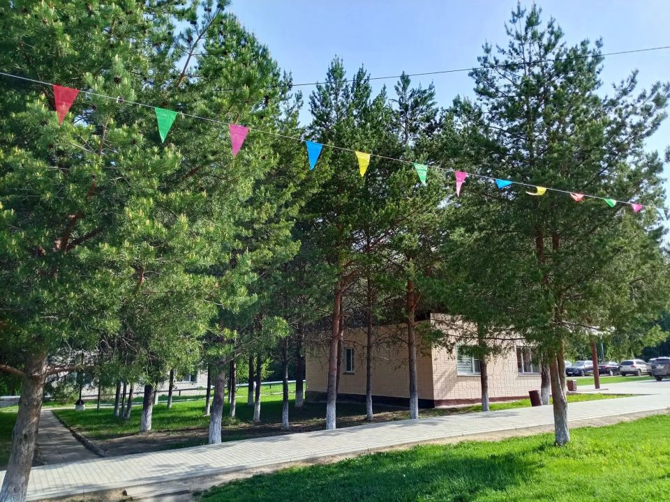Более 1 600 школьников Кировской области укрепят здоровье в санаториях региона этим летом Более 1 600 школьников Кировской области укрепят здоровье в санаториях региона этим летом