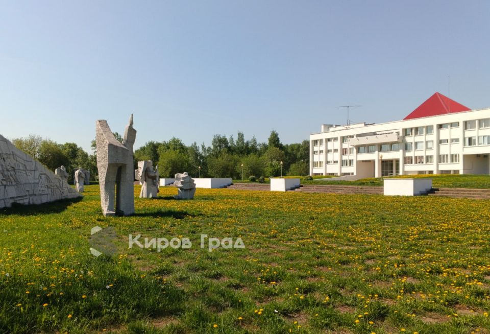Голодным посетителям парка хотят помочь
