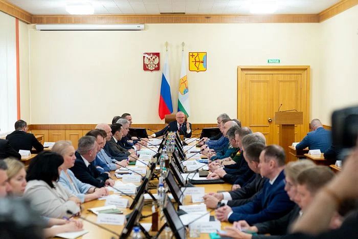 Вопросы доступности образования обсудили сегодня на оперативном совещании у губернатора Александра Соколова Вопросы доступности образования обсудили сегодня на оперативном совещании у губернатора Александра Соколова