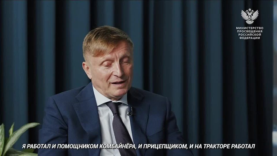 Курс на лето!. На календаре — июнь, а это значит, что для тысяч мальчишек и девчонок начинается долгожданное время лагерных смен, песен у костра и крепкой дружбы