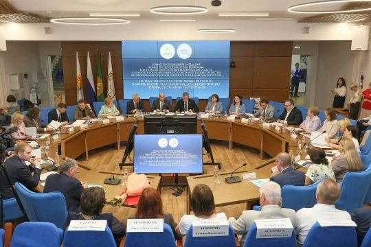 Легенда аграрной отрасли в гостях у Вятского ГАТУ: межрегиональный диалог и теплые встречи Легенда аграрной отрасли в гостях у Вятского ГАТУ: межрегиональный диалог и теплые встречи