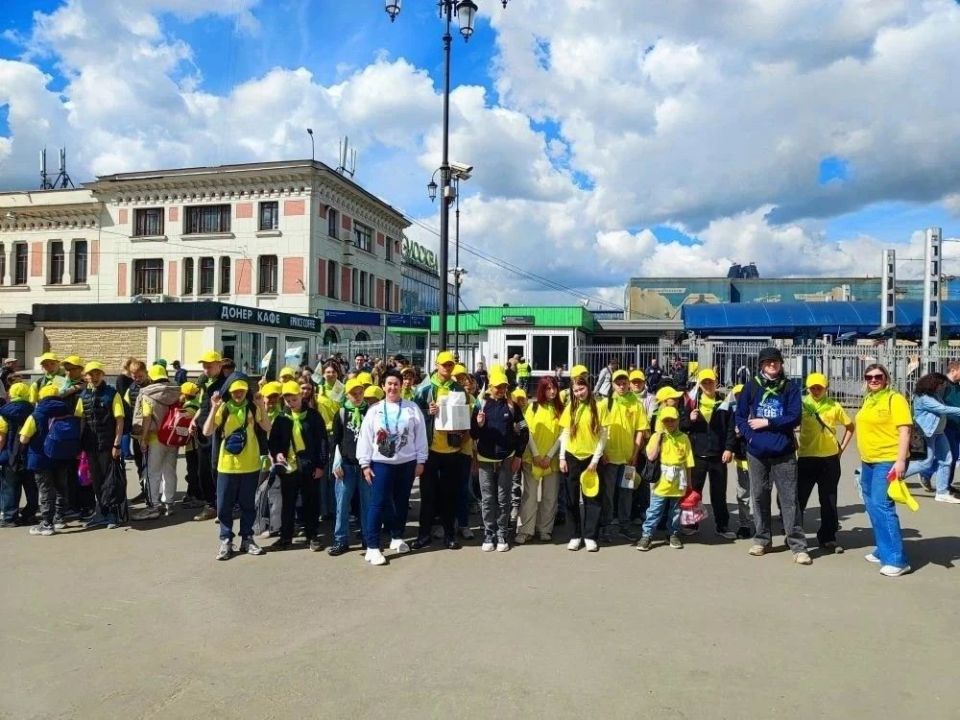 Юные кировчане побывали в Москве в День защиты детей Юные кировчане побывали в Москве в День защиты детей