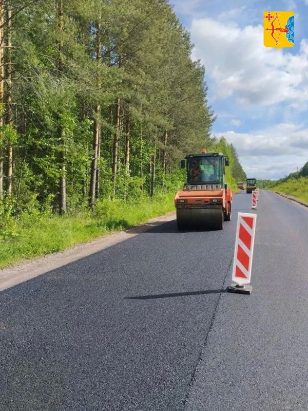 В Верхнекамском округе Кировской области продолжается ремонт дороги Омутнинск – Песковка – Кирс в рамках нацпроекта «Инфраструктура для жизни» В Верхнекамском округе Кировской области продолжается ремонт дороги Омутнинск – Песковка – Кирс в рамках нацпроекта «Инфраструктура для жизни»