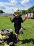 #КадрНедели. Я в пожарные пойду, пусть меня научат! На фото: Воспитанники пришкольного лагеря в г. Вятские Поляны знакомятся с работой огнеборцев