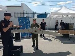 В Кирове прошла акция «Один день с полицией России» В Кирове прошла акция «Один день с полицией России»