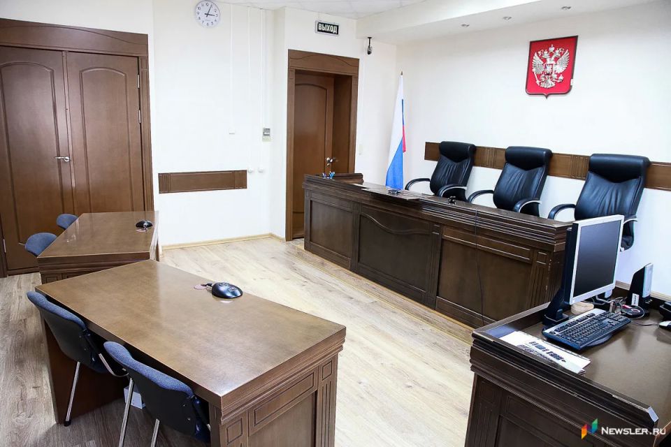 Мировой суд в Кирове вернул полиции административное дело о «проникновении» пенсионерки в собственную квартиру из-за множества нарушений в документах