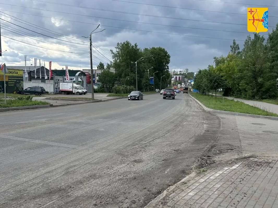 В Кирове продолжают ремонт трех улиц Лепсе, Луганской и проспекта Строителей В Кирове продолжают ремонт трех улиц Лепсе, Луганской и проспекта Строителей