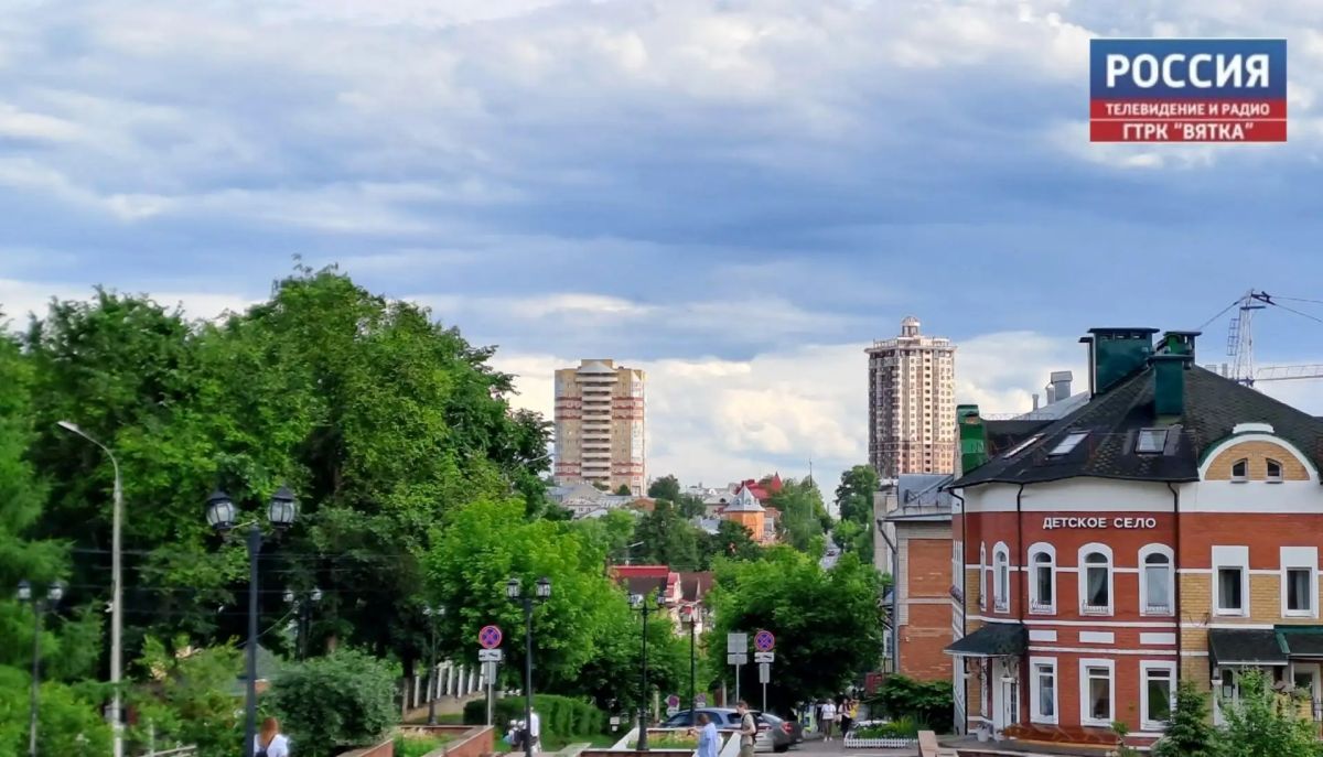 В среду в Кировской области прогнозируют облачную погоду, кратковременный дождь днем, а ночью – грозу, сообщили в региональном центре по Гидрометеорологии и мониторингу окружающей среды