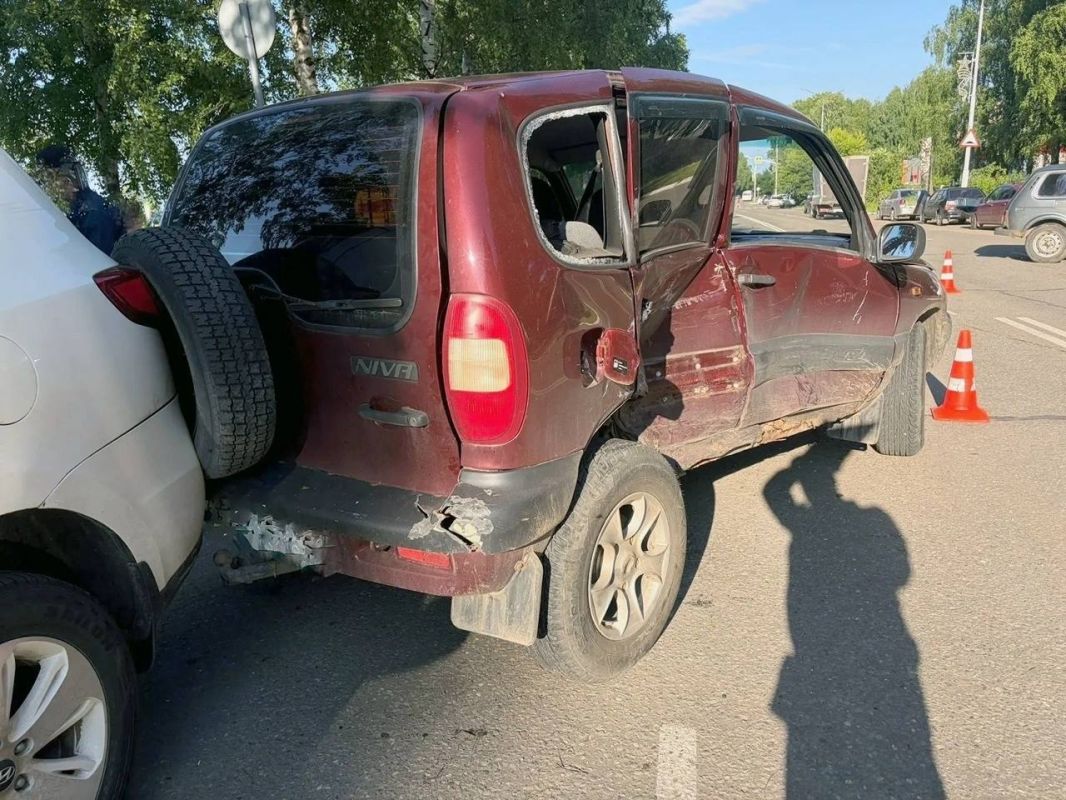 В Кирово-Чепецке в тройном ДТП пострадали два водителя