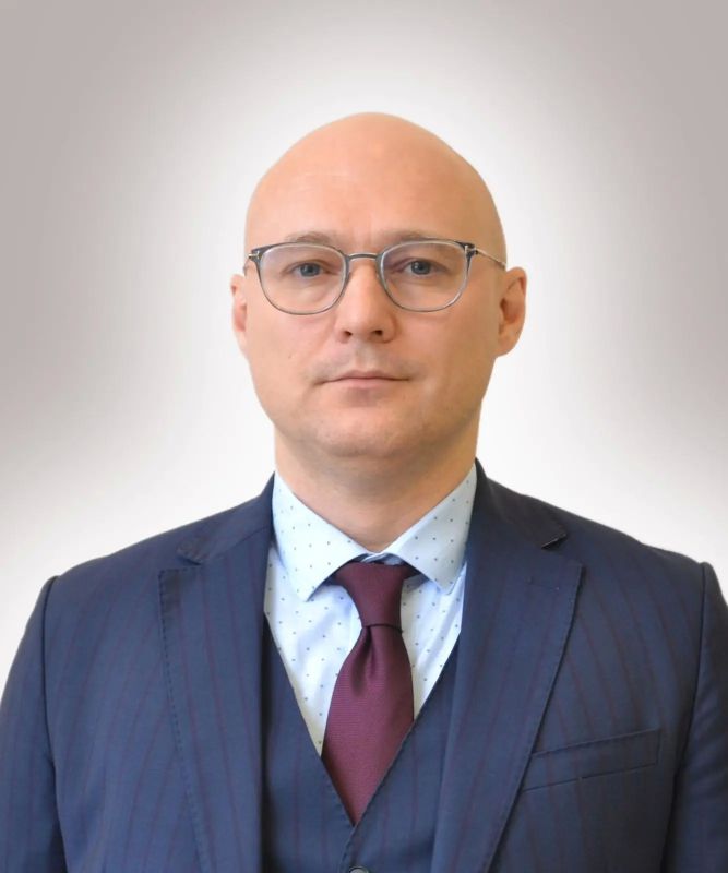 Сегодня поздравляем с юбилеем заместителя министра строительства Кировской области Станислава Викторовича Коваленко!