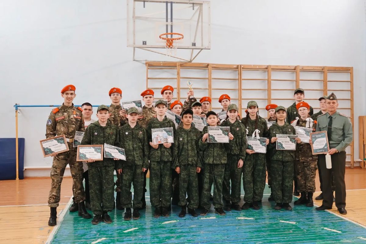 Министерство образования Кировской области продолжает рассказывать об отрядах «Юнармии» Министерство образования Кировской области продолжает рассказывать об отрядах «Юнармии»