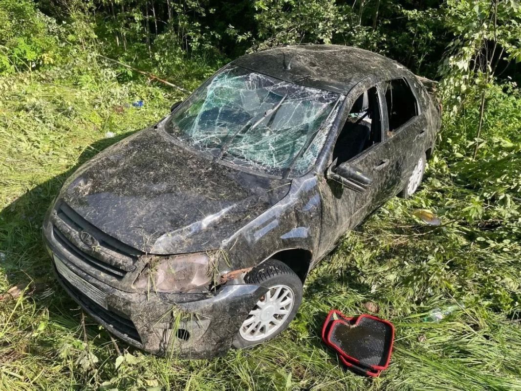 В Орловском районе Кировской области 19-летняя девушка попала в ДТП на автомобиле «Лада Гранта»