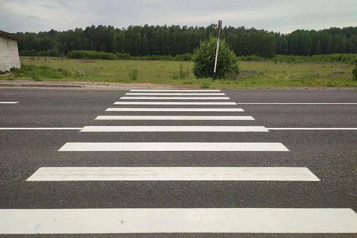 На дорогах Кировской области обновили разметку