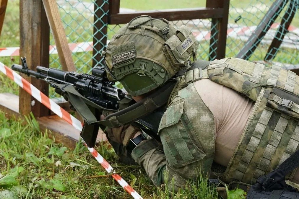 ОМОН "Вятич" Управления Росгвардии по Кировской области – победитель межведомственного турнира по тактической стрельбе ОМОН "Вятич" Управления Росгвардии по Кировской области – победитель межведомственного турнира по тактической стрельбе