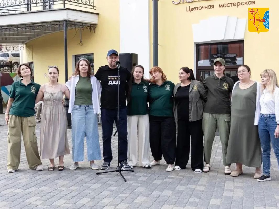 В Кирове прошел квартирник КСВО на открытом воздухе В Кирове прошел квартирник КСВО на открытом воздухе