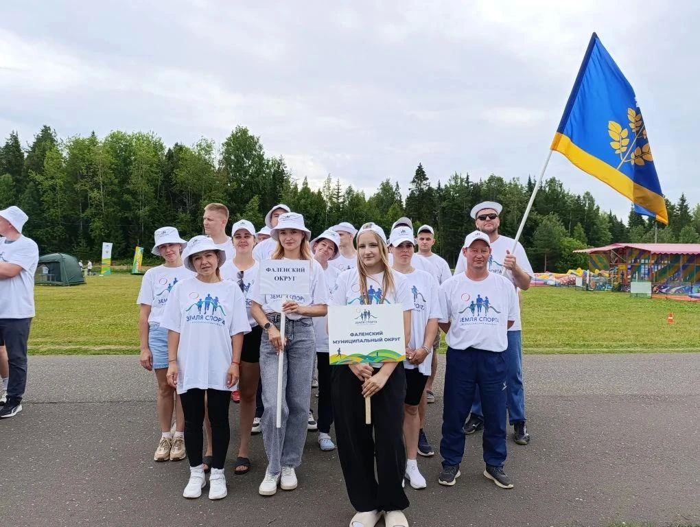 В Верхошижемье на лыжном комплексе «Шижма» прошёл всероссийский марафон «Земля спорта» В Верхошижемье на лыжном комплексе «Шижма» прошёл всероссийский марафон «Земля спорта»