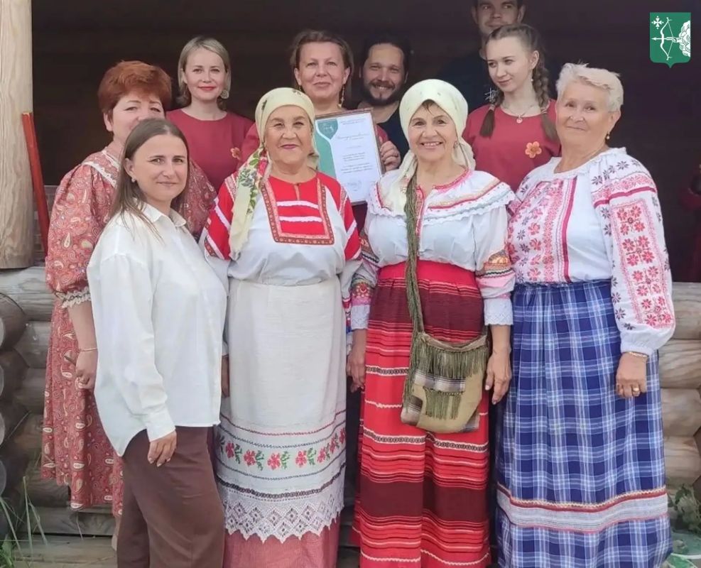 Любовь говорит на разных языках, но её мелодия понятна всем Любовь говорит на разных языках, но её мелодия понятна всем